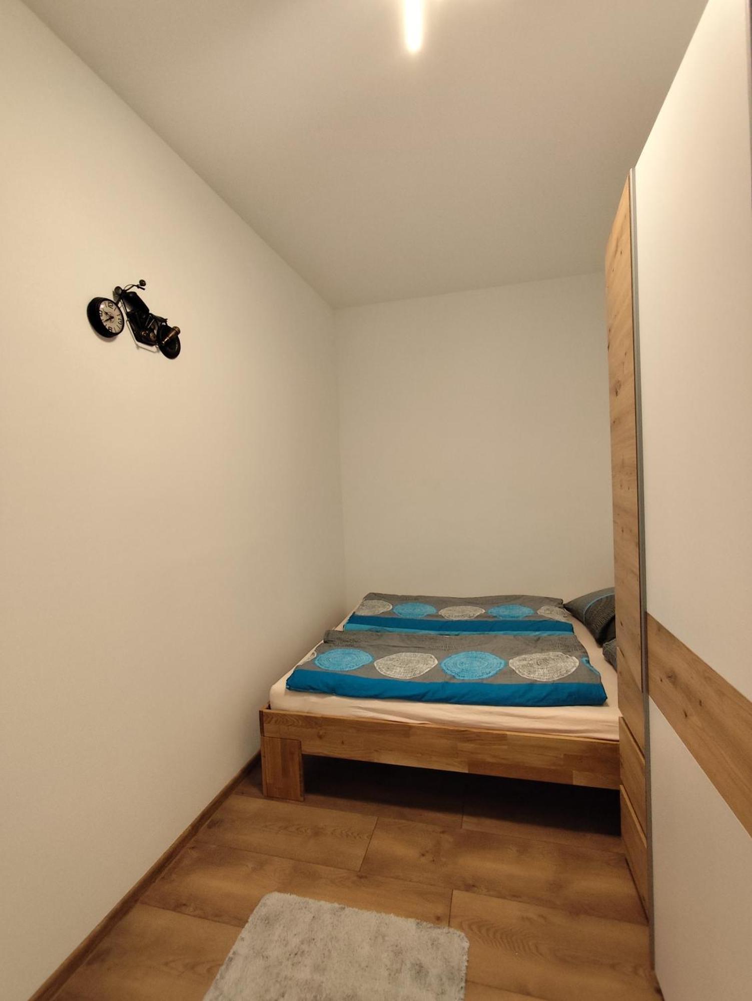 Cozy In Location With Free Parking Apartament Wiedeń